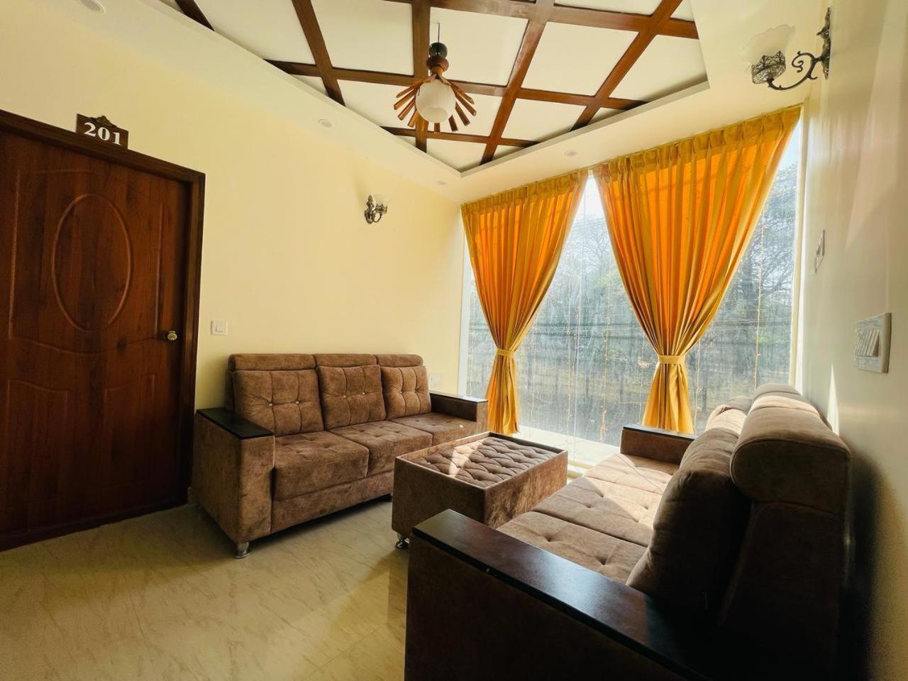 Hotel Boss Palace Mysore Exterior foto